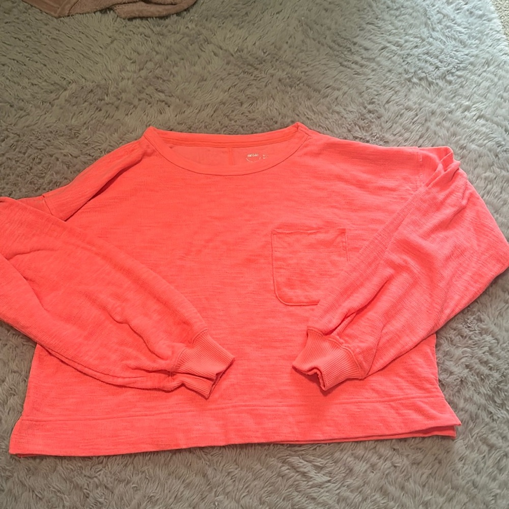 Aerie real me crew neck sweater with one pocket